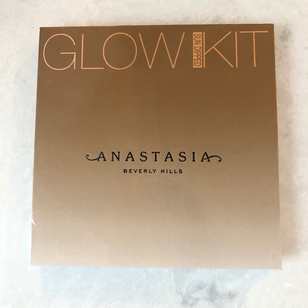 Anastasia Beverly Hills glow kit ✨